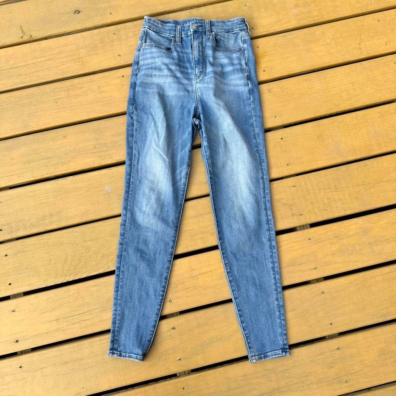 American Eagle High Rise Blue Jeans Size 2
